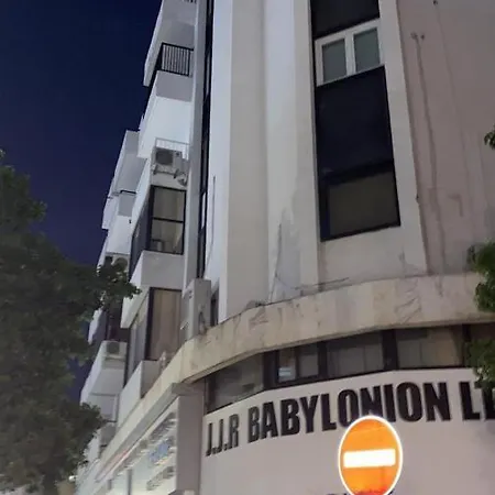 홈스테이 Comfort 라르나카