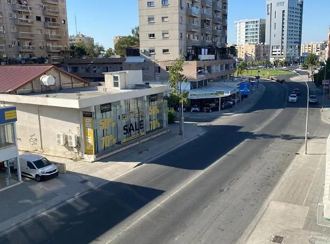 Comfort * ラルナカ